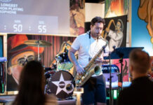 Saksofon çalmakda dünýä rekordyny goýdy