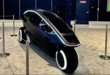 The new generation transportation vehicle TRINITY has been introduced