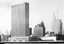 BMG-niň ştab-kwartirasynyň düýbüni tutmak dabarasy