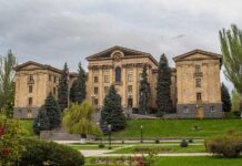 Ermenistanda nobatdaky parlament saýlawy 7-nji iýunda geçiriler