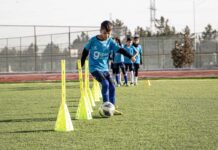 Футбольный фестиваль собрал сотню юных игроков в Ашхабаде