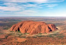 Awstraliýanyň öwşün atýan gaýasy