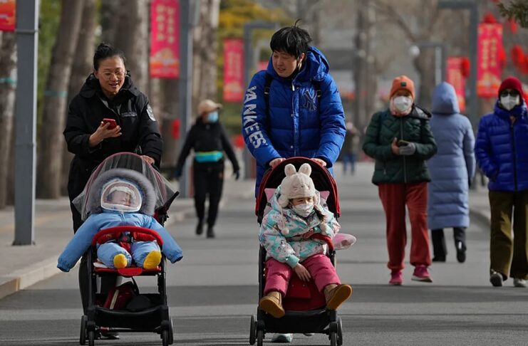Hytaýda çaga dogluşy azalýar