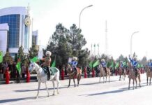 Гастроли группы «Galkynyş» собирают полный зал в Балканабате