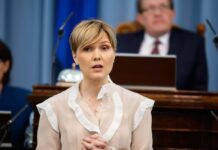 Islandiýa: ÝB-ne täze ädim