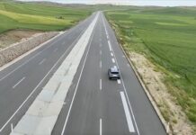 Hindistandaky ilkinji sazly ýol ýaşaýjylara ýaramady