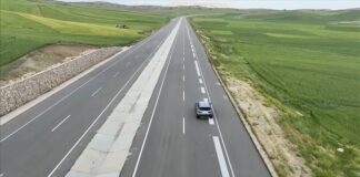 Hindistandaky ilkinji sazly ýol ýaşaýjylara ýaramady