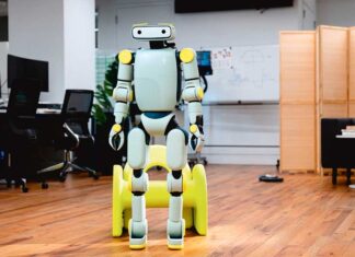 Robot tehnologiýasyny ösdürýär