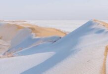 It snowed in the Sahara