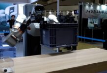 Ýaponiýa we Hytaý adampisint robotlar ugrundaky ýaryşda