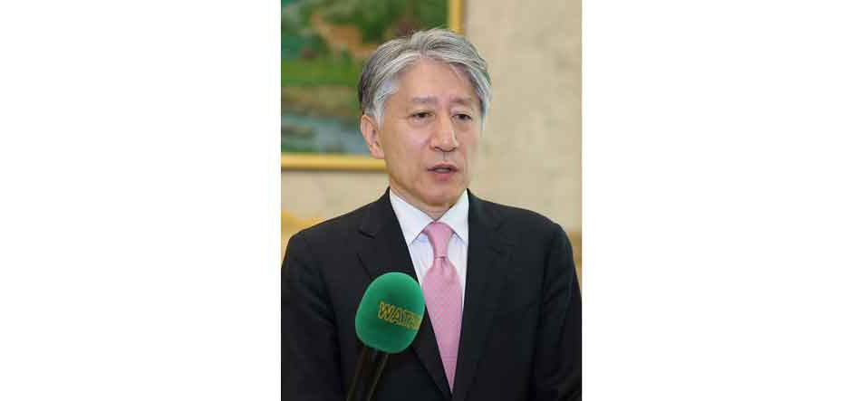 korea-republic-ambassador-to-turkmenistan-li-wonjen-150426-PR-03
