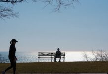 Ýalňyzlyk duýgusynyň saglyga täsiri: Alymlaryň täze barlaglary