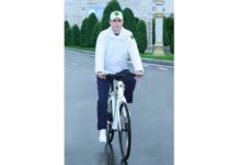 Ýurdumyzda köpçülikleýin welosiped ýörişi geçirildi