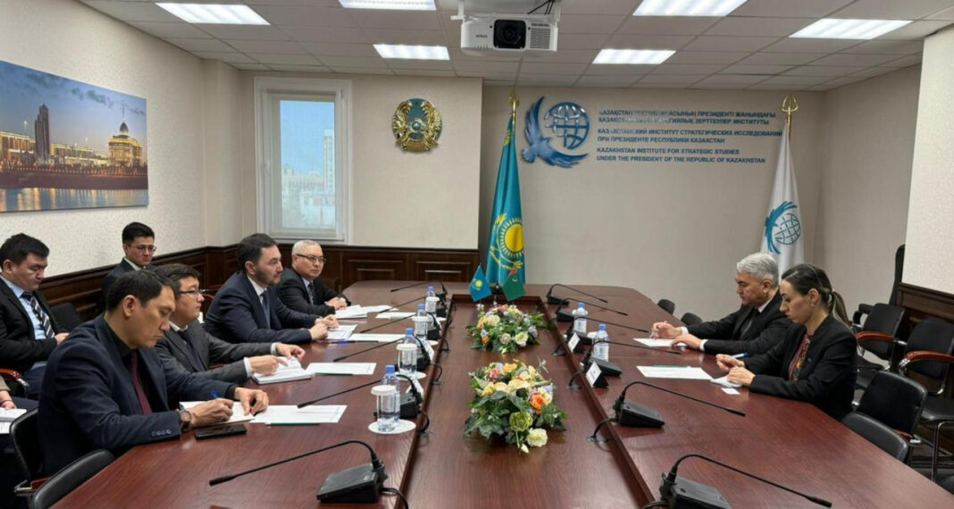 turkmenistan-kazakhstan-abassador-batyr-rejepov--strategik-institute
