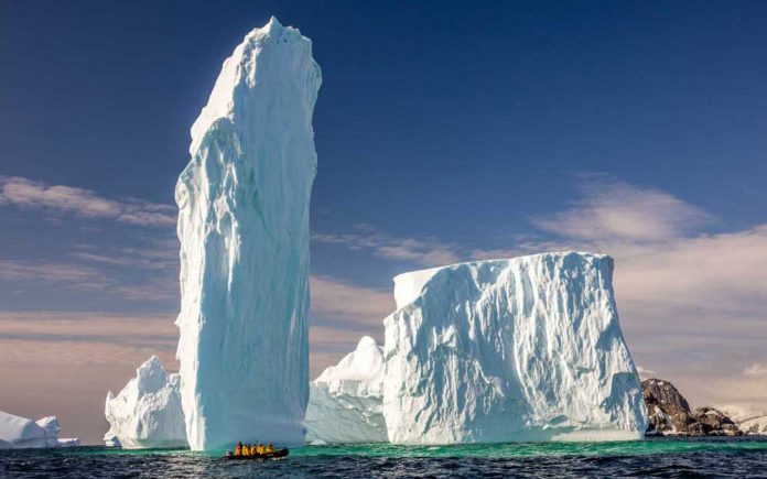 researches-in-antarctica-south-pole-
