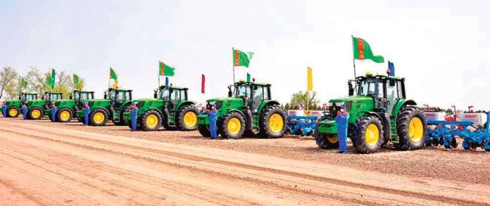 cotton-field-tractor-dashoguz-pagta-gowaca-ekish