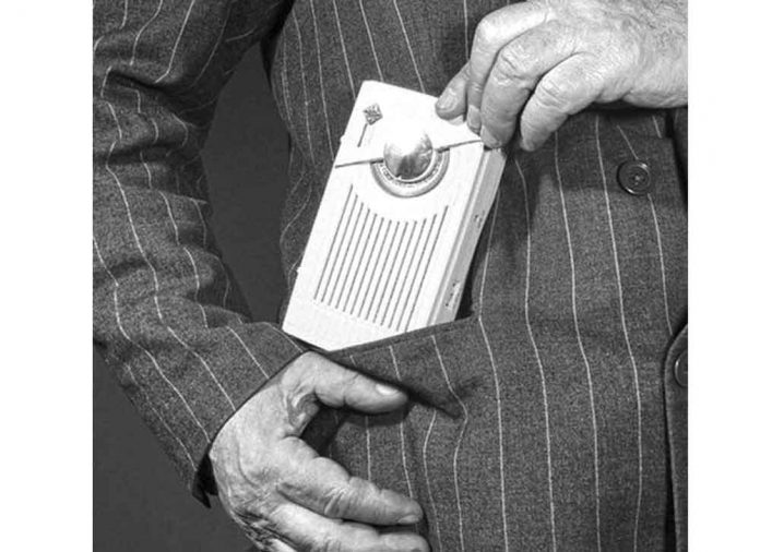sony-pocket-radio
