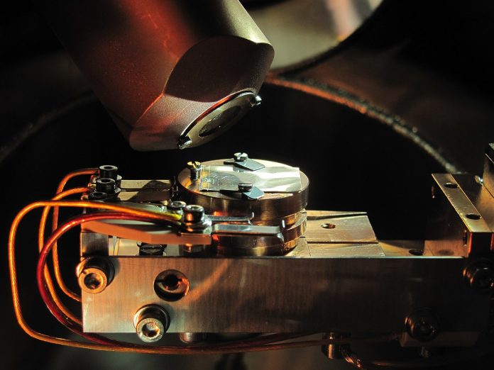 Silver_Target_in_XPS_Spectrometer