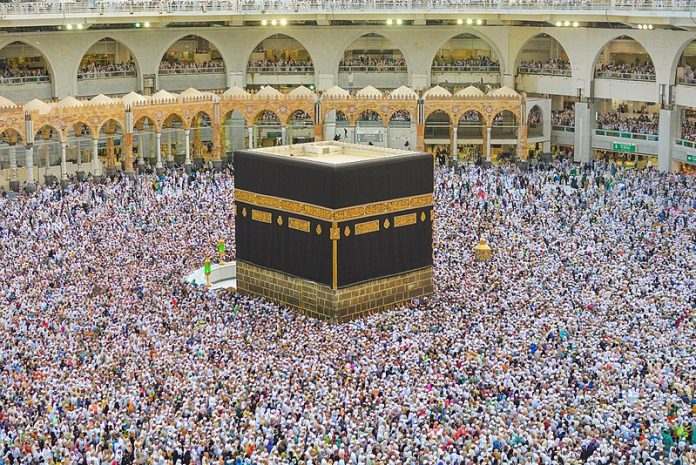 The_Kaaba_during_Hajj