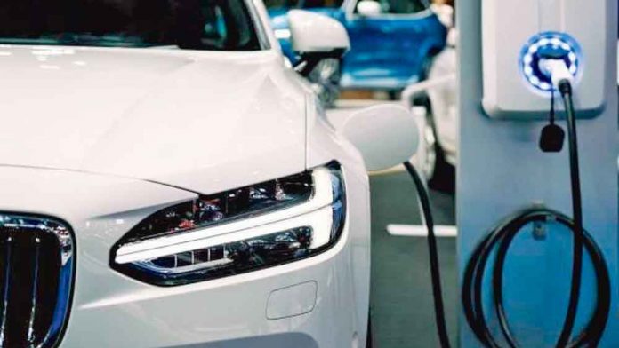 electric-car-charge-elektrikli