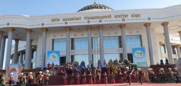 mary beyik saparmyrat turkmenbashynyn ruhyyet kosgi