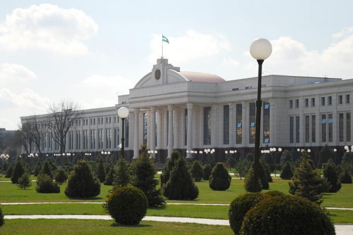 independence-square7 tashkent uzbekistan senat