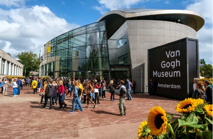 van gogh museum amsterdam netherlands