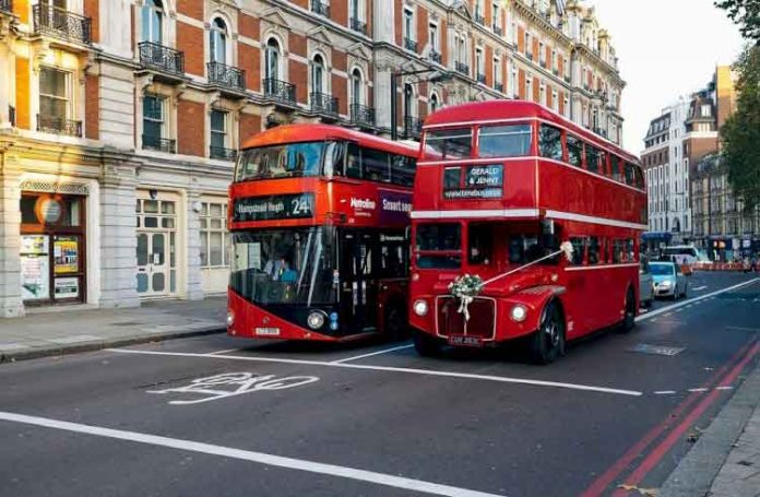 2-storey-bus-in-london-england-car-electric