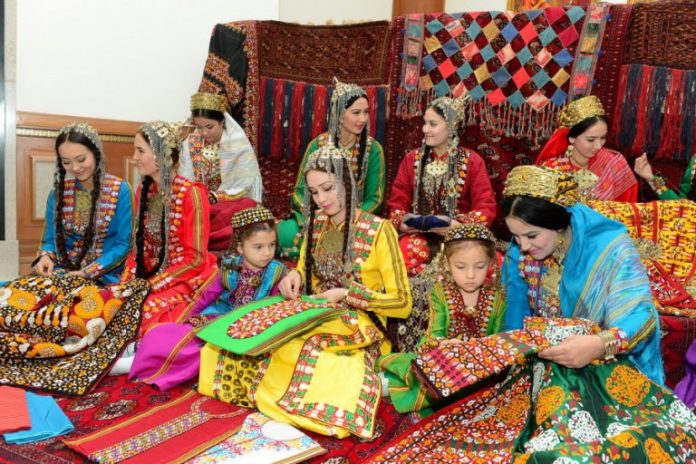 zenanlar gelin gyzlar turkmen