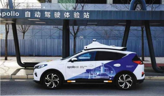 apollo-diverless-car-in-china-wuhan