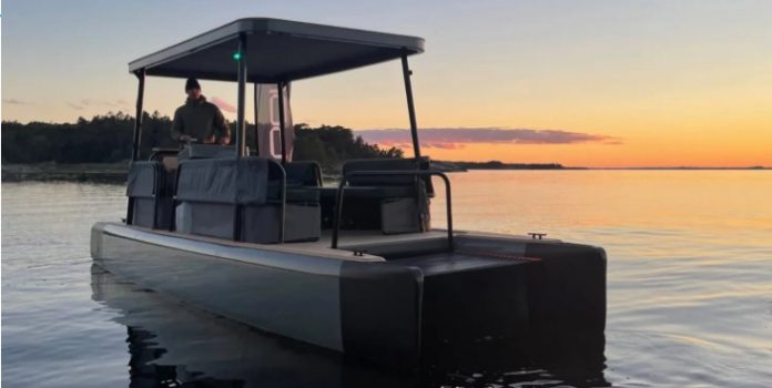pol lux electric boat
