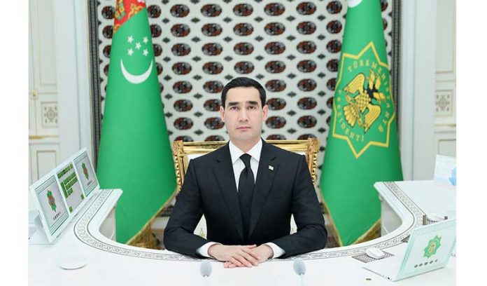 president-serdar-berdimuhamedov-with-american-businessmen-06-12-001