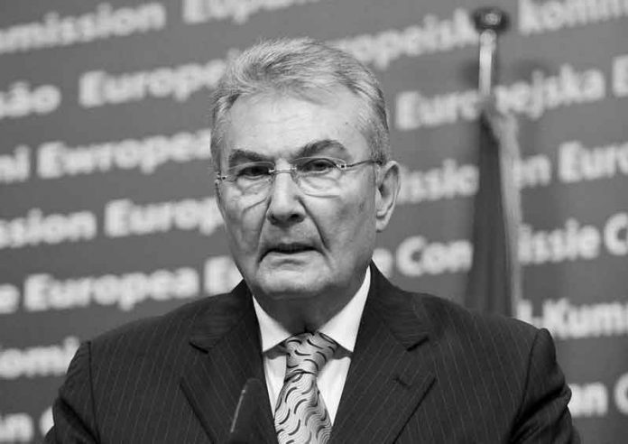 deniz-baykal-chp-lideri-partiya-party-jemhuriyet-halk-partiyasy