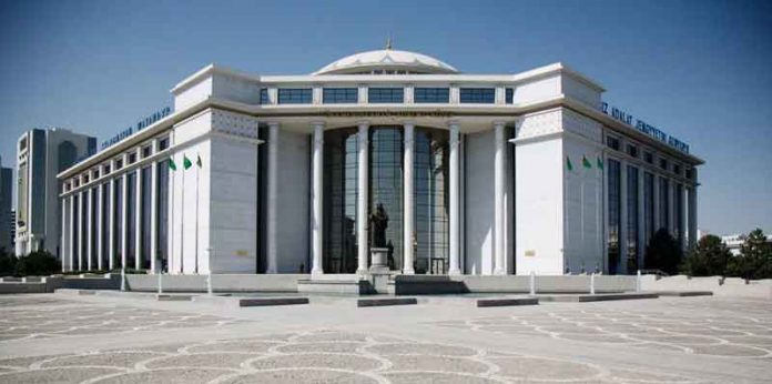 adalat-kosgi-dvores