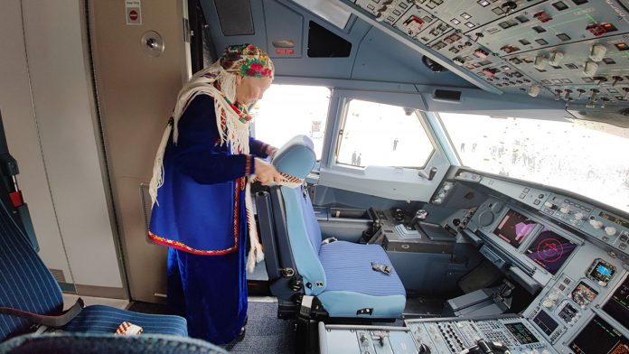 airbus-turkmenistan-airlines-airplane-170323-045