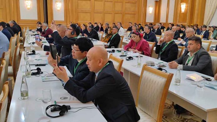 syyahatcylyk-sergi-ashgabat-tourism-forum-1679299368754