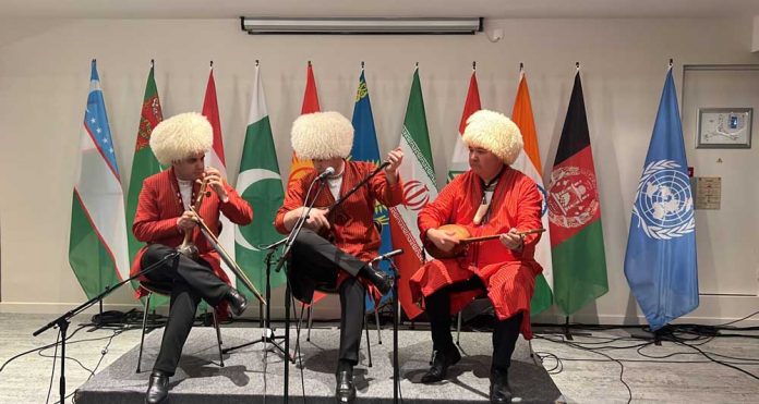 turkmen-aydym-saz-paris-unesco nowruz novruz ceremony