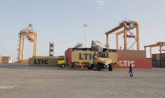 turkmenbashi-sea-port-transit-5X2A2535