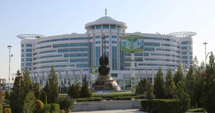 ashgabat-berkarar-dutar-5X2A0822