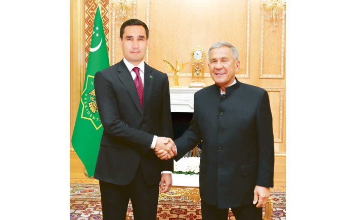 president-berdimuhamedov-with-minnihanov-tatar-06-04-001-profile