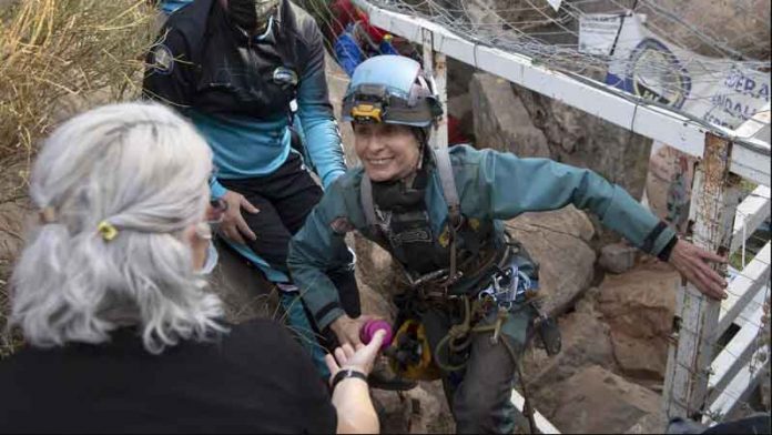 spain-cave-woman