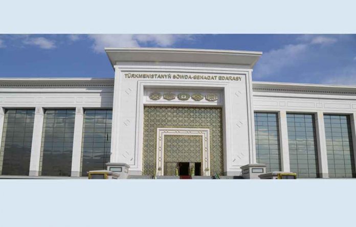 turkmenistanyn-sowda-senagat-palatasy-sergi-ashgabat-5X2A0176