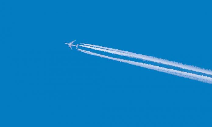 airplane-contrail-al-1103