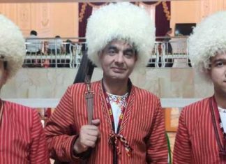 Объявлен победитель фестиваля бахши в Узбекистане