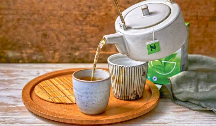 tea-pot-cay-demlemek