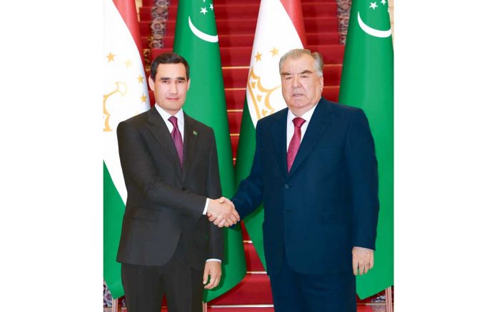 turkmen-tajik-presidents-11-05-001-profile