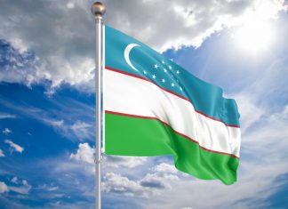 В Узбекистане началось досрочное голосование на выборах президента