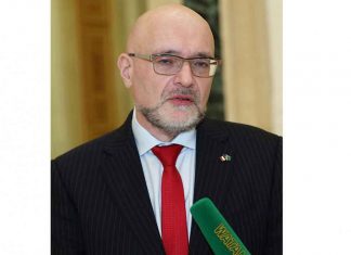 Президент Туркменистана принял Чрезвычайного и Полномочного Посла Французской Республики