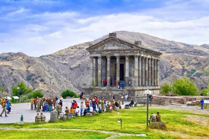 garni-ermenistan-armenia-tourism