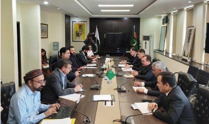 pakistan-turkmen-energy-meetting